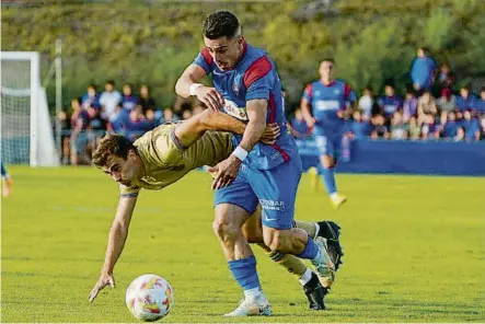  ?? FOTO: SD AMOREBIETA ?? El Barça Atlètic de Rafa Márquez
No pasó del empate sin goles en su visita al Amorebieta