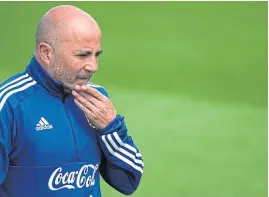  ?? A. greco / e. especial ?? Pensativo, Sampaoli sabe que ahora debe acertar