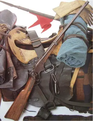  ??  ?? ABOVE: The Spencer carbine shown with a cavalryman’s equipment.