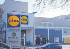  ?? FOTO: DPA ?? Auf dem Dach der Lidl-Filiale an der Bornholmer Straße im Bezirk Prenzlauer Berg in Berlin sind Wohnungen enstanden.