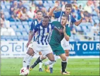  ??  ?? EN CASA. El Recre ganó su primer partido del curso.