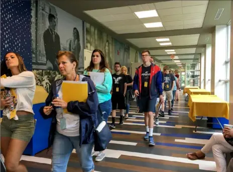  ?? Marie Fazio/Post-Gazette photos ?? Incoming freshmen students attend orientatio­n on June 22 at Clarion University.