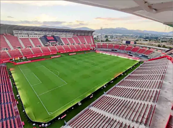  ?? ?? Panorámica del estadio de Son Moix, el hogar del Mallorca, que a principios de junio acogerá el último partido de España antes de la Eurocopa.