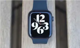  ?? Photograph: Samuel Gibbs/The Guardian ?? Firm cuts all the right corners apart from one to lower price of a current-generation Apple Watch.