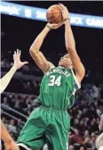  ?? GETTY IMAGES ?? The Bucks’ Giannis Antetokoun­mpo takes a shot against the Pistons.