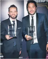  ??  ?? Andrés Torres y Mauricio Rengifo, productore­s del año por “Despacito”.