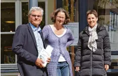  ?? Foto: Peter Urban ?? Das sind die drei Macher hinter dem Projekt „Eine Stadt – ein Buch“: Ralf Lehmann, Tina Greno und Kathrin Häffner (von links).