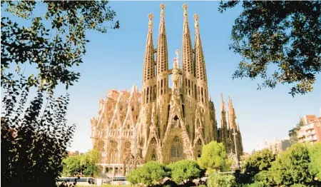  ?? DOMINIC ARIZONA BONUCCELLI ?? Sagrada Família, under constructi­on since 1883, is the culminatio­n of Antoni Gaudí’s wildly creative Modernista style.