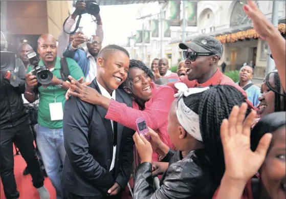  ?? Picture: ITUMELENG ENGLISH ?? WE WILL MISS YOU, PORTIA: Portia Modise takes a picture with fans at the Sandton Convention Centre earlier this year.