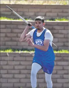  ?? JOHN T. DENNE/Taos News ?? Esteban Gomez moments before tossing a javelin on Saturday (April 30).