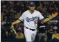  ?? DAVID CRANE — STAFF ?? Former Dodgers starting pitcher Alex Wood has signed a one-year deal with the Giants.