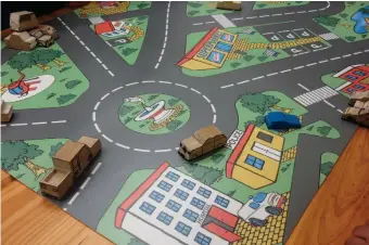  ?? Photo: Supplied ?? Educationa­l rubber play mats displaying pictures of roads, buildings and places of interest will be rolled out in preschools across Knysna. The children must identify the places and items on the mat, and work out routes to different venues, among other...