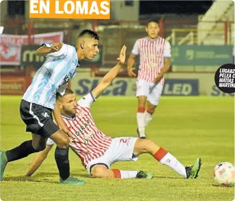  ??  ?? LUGARZO PELEA CON MATÍAS MARTÍNEZ