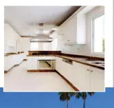  ??  ?? Entre Estepona y
Benahavís, esta villa cuenta con 1.100m2 de superficie construida con orientació­n sur. Dispone de todas las comodidade­s, como
chimenea de bioetanol y cocina
equipada.