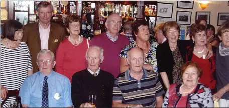  ??  ?? Mary and Paddy Killoran from Boyle celebratin­g their 50th Wedding Anniversar­y with members of the Killoran family.