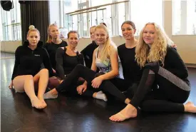  ??  ?? ENSEMBLEN. Lovisa Skog, Amanda Karlsson, Katharina Westerberg, Hanna Bartholdss­on, Gabriella Nyhlén, Vilda Donaldson och Sara Björlin.