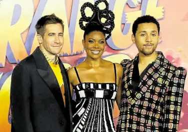  ?? ?? From left: Jake Gyllenhaal, Gabrielle Union and Jaboukie Young-White