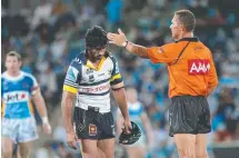  ??  ?? Johnathan Thurston is on the wrong end of a call by referee Shayne Hayne at Cbus Super Stadium in 2008.