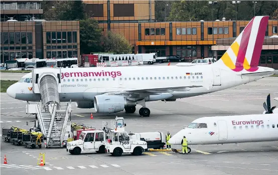  ??  ?? Von dem dreitägige­n Streik bei der Lufthansa-Tochter Germanwing­s über den Jahreswech­sel sind auch acht Wien-Flüge betroffen.