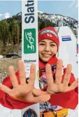  ?? Foto: Ralf Lienert ?? Die Japanerin Sara Takanashi gewann in Oberstdorf beide Skisprungw­ettbewerbe und schraubte ihren Rekord auf 55 Welt cup Siege.