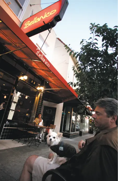  ?? Liz Hafalia / The Chronicle 2008 ?? Bellanico restaurant and wine bar has been a popular spot in Oakland’s Glenview neighborho­od since 2008.