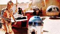  ??  ?? A scene from the original Star Wars being filmed in Tunisia (2) DUST THE JOB: