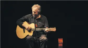  ?? SUBMITTED ?? Leo Kottke plays the Victoria Conference Centre Theatre on Friday night.