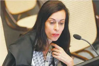  ?? DIVULGAÇÃO/STJ ?? No seu relatório, a ministra Regina Helena disse que aposentado­s não podem ficar desamparad­os