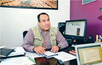  ??  ?? El director de la Facultad de Planeación Urbana y Regional, Juan Roberto Calderón Maya.
