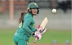  ?? | BackpagePi­x ?? SUNE Luus averages a meagre 7.4 with the bat in the five T20 internatio­nals matches she has played for the Proteas this year.