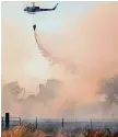  ?? Foto: AFP/Josh Edelson ?? Kampf gegen die Flammen im USStaat Kalifornie­n