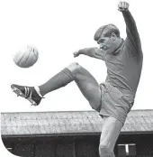  ?? ?? Jim Whyte with Aberdeen in 1967