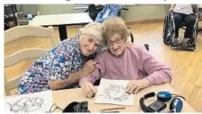  ?? ELLIOT LOEWENSTER­N/COURTESY ?? Joanne Loewenster­n, 79, left, and her mother, Lillian Ciminieri, 100, meet for the first time. Loewenster­n was told her mother died in childbirth.