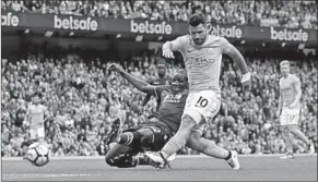  ??  ?? Sergio Agüero van Manchester City pikte ook zijn doelpunt mee. (Foto:EPL)