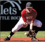  ?? Arkansas Democrat-Gazette/MITCHELL PE MASILUN ?? of Nashville fields a grounder during Friday’s state high school baseball All-Star game at Bear Field in Conway.