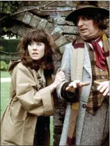  ??  ?? FRANQUICIA. Patrick Troughton (arriba) fue el segundo Doctor Who entre 1966 y 1969. Le siguió Jon Pertwee (derecha) entre 1970 y 1974. La historia con el tiempo trascendió las fronteras británicas y se emitió en más de 200 países. Y tras 55 años, cierto desgaste empujó un cambio de género.