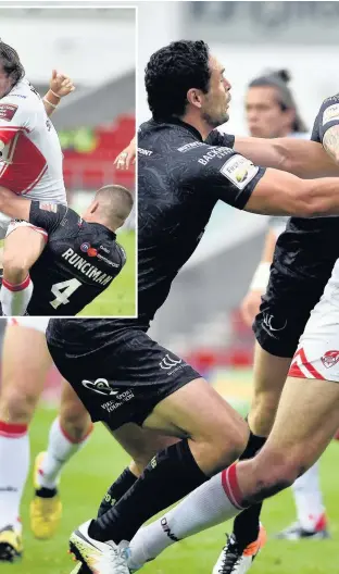  ??  ?? Widnes’s rearguard team up to try and halt the progress of Saints’ Alex