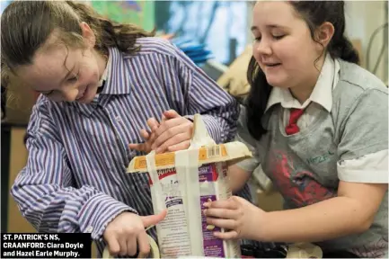  ??  ?? ST. PATRICK’S NS, CRAANFORD: Ciara Doyle and Hazel Earle Murphy.