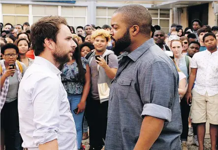  ?? NEW LINE CINEMA ?? Charlie Day, left, and Ice Cube star in Fist Fight, a film in which lazy stereotype­s make for crude humour.