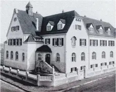  ?? FOTO: ARCHIV ASSFALG ?? Im 1906 - 1907 an der Ecke Kirch-hospitalst­raße erbauten Oberamtsge­richtsgebä­ude wird heute noch Recht gesprochen.