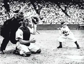  ?? ASSOCIATED PRESS ?? Eddie Gaedel walked on four pitches in his only major-league plate appearance with the St. Louis Browns.