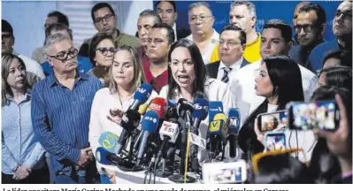  ?? Gaby Oraa / Bloomberg ?? La líder opositora María Corina Machado en una rueda de prensa, el miércoles en Caracas.