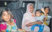  ?? HT PHOTO ?? Devi Singh with his grandmothe­r and sisters in Damoh on Thursday.