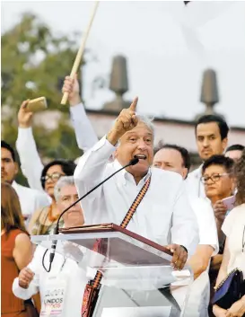  ??  ?? En su jornada sabatina, el tabasqueño visitó Colima y Jalisco.