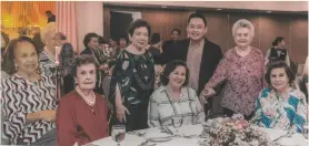  ??  ?? CHARMING SET. Seated are Pilar Cusi, Carmen Campbell, Margie Wilson and Annie Aboitiz. Standing are Margot Larrañaga, Kingsley Medalla and Angie Mathieu.
