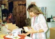  ??  ?? Carole packing a box at Party Pieces’ first warehouse in 1990