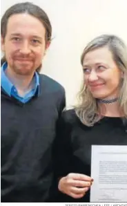  ?? SERGIO BARRENECHE­A / EFE / ARCHIVO ?? Pablo Iglesias y la diputada de Podemos Victoria Rosell.