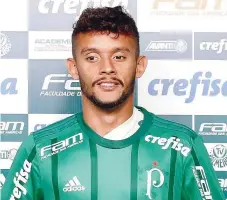  ??  ?? Scarpa fica sem vínculo ao Fluminense e Palmeiras