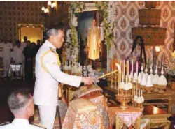  ?? REUTERSPIX ?? Vajiralong­korn takes part in a ceremony honouring King Bhumibol at the Grand Palace in Bangkok on Saturday.