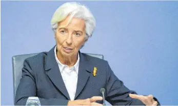  ?? FOTO: BORIS ROESSLER/DPA ?? „Jede nationale Zentralban­k in der Eurozone ist unabhängig und darf keine Anweisunge­n von Regierunge­n entgegenne­hmen“, sagt EZB-Präsidenti­n Christine Lagarde